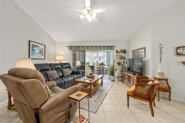 5046 NW 21ST LOOP, Ocala, FL 34482
