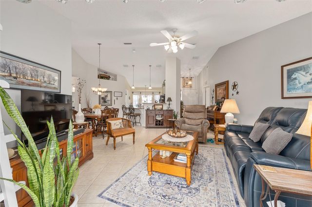 5046 NW 21ST LOOP, Ocala, FL 34482