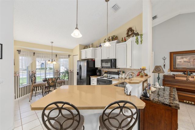 5046 NW 21ST LOOP, Ocala, FL 34482