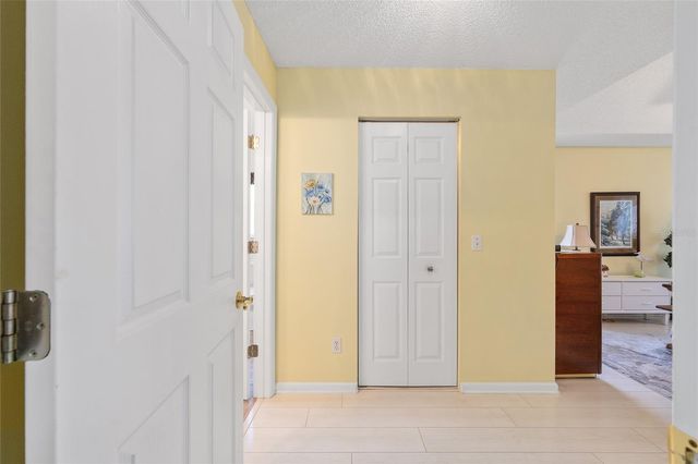 5046 NW 21ST LOOP, Ocala, FL 34482