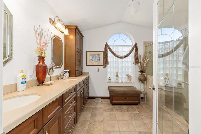 5046 NW 21ST LOOP, Ocala, FL 34482