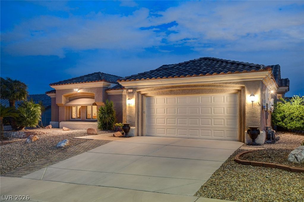 2916 Big Green Lane, Las Vegas, NV 89134 — photo 2