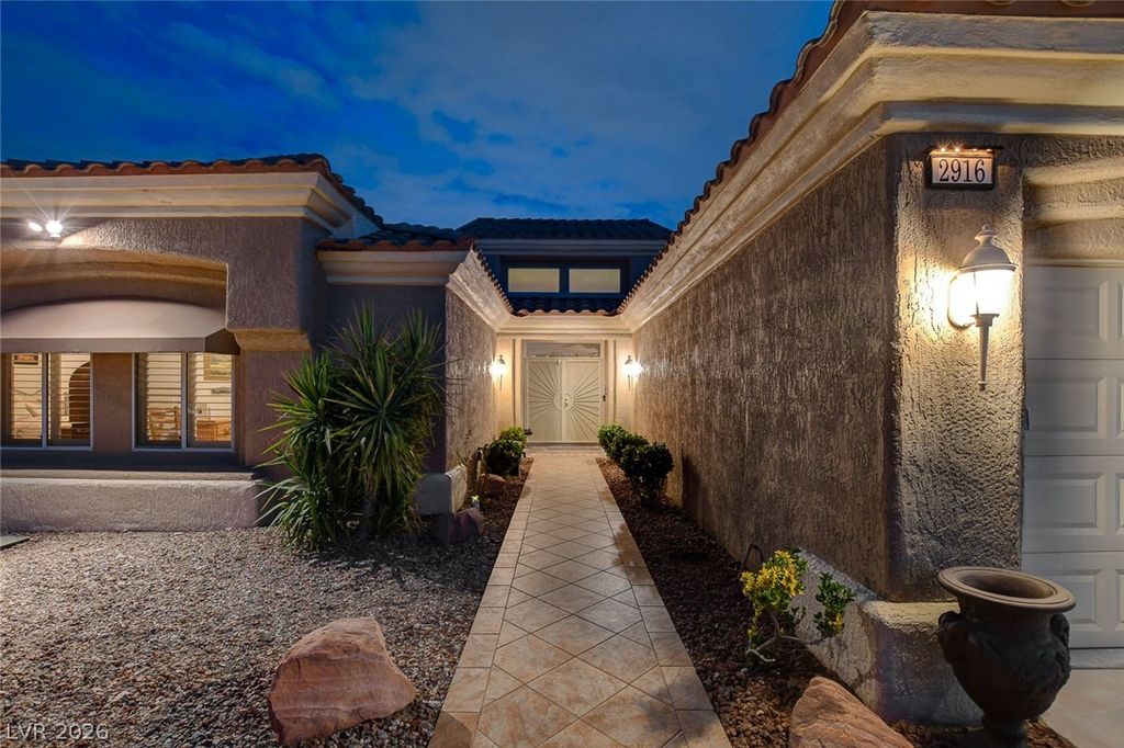 2916 Big Green Lane, Las Vegas, NV 89134 — photo 4