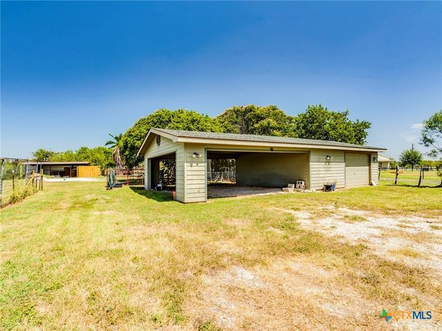 7700 Fm 1339 Road, Kingsbury, TX 78638