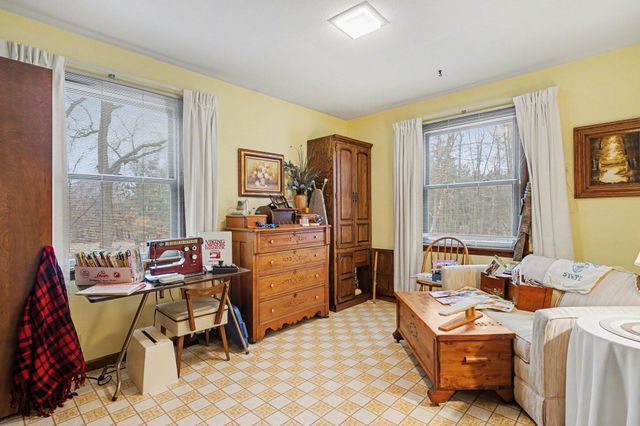 7337 E Sternberg Road, Sullivan Twp, MI 49448