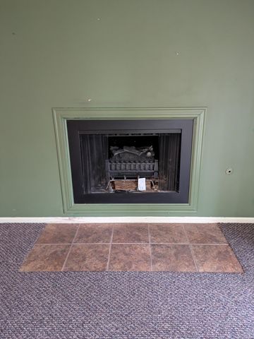 2013 Laura Lane, Chesterton, IN 46304