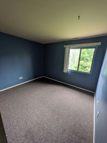 2013 Laura Lane, Chesterton, IN 46304