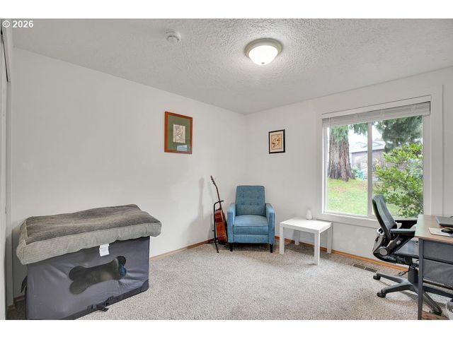 5124 Se APPENINE Way, Milwaukie, OR 97222