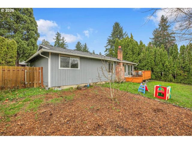 5124 Se APPENINE Way, Milwaukie, OR 97222