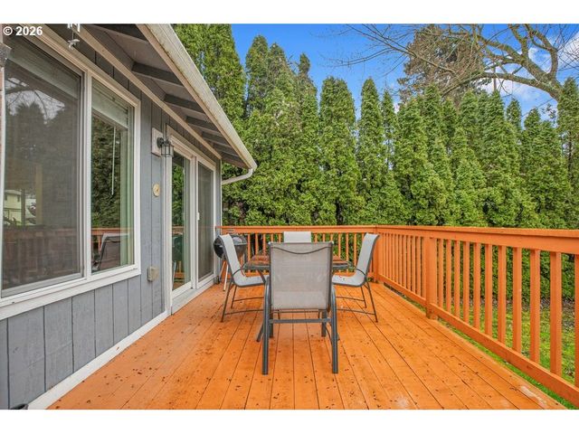 5124 Se APPENINE Way, Milwaukie, OR 97222