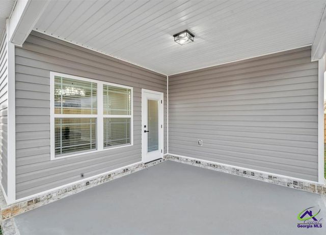 212 Eric Court, Byron, GA 31008