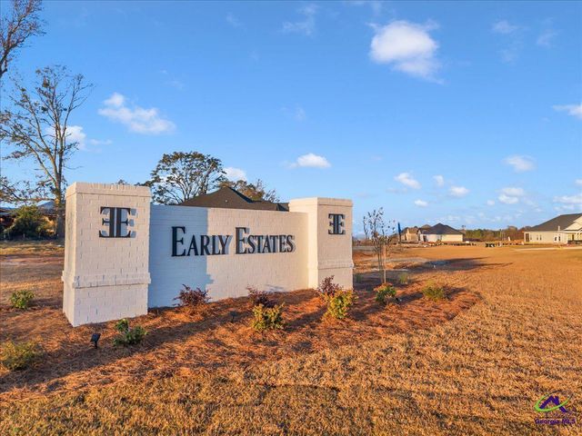 212 Eric Court, Byron, GA 31008