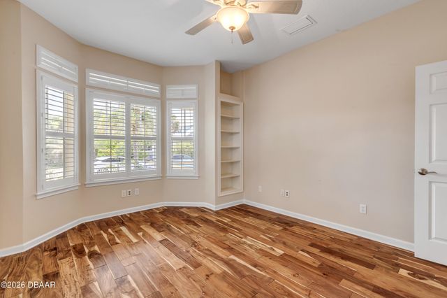 521 S Peninsula Avenue, New Smyrna Beach, FL 32169