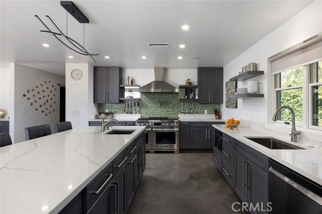 24852 Buckboard Lane, Laguna Hills, CA 92653