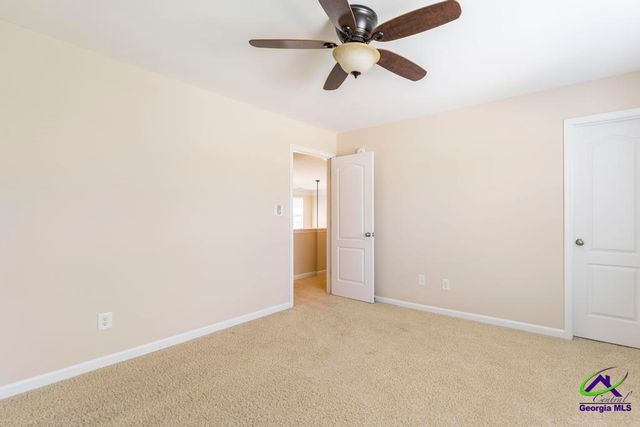 206 Staffordshire Avenue, Warner Robins, GA 31088