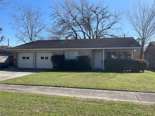 9011 Alcott Drive, Houston, TX 77080