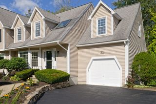 60 Spencer St 60, Millis, MA 02054