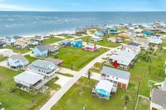 13119 Buccaneer Parkway, Freeport, TX 77541