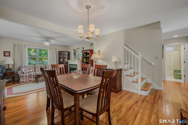 4 Bittersweet Lane 4, East Lyme, CT 06357