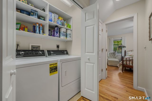 4 Bittersweet Lane 4, East Lyme, CT 06357