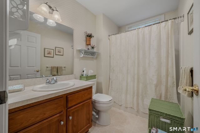 4 Bittersweet Lane 4, East Lyme, CT 06357