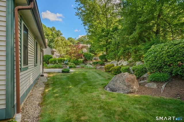 4 Bittersweet Lane 4, East Lyme, CT 06357
