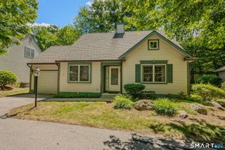 4 Bittersweet Lane 4, East Lyme, CT 06357