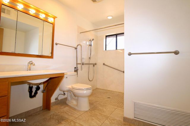 5427 E Eastland Street, Tucson, AZ 85711