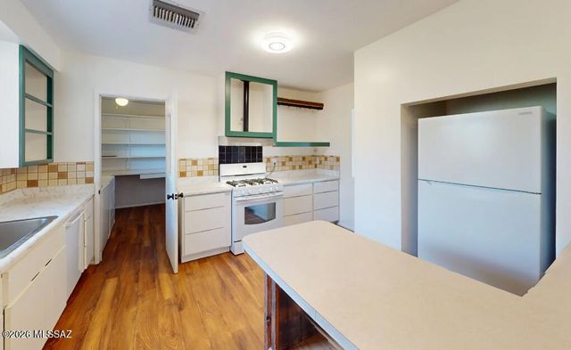 5427 E Eastland Street, Tucson, AZ 85711