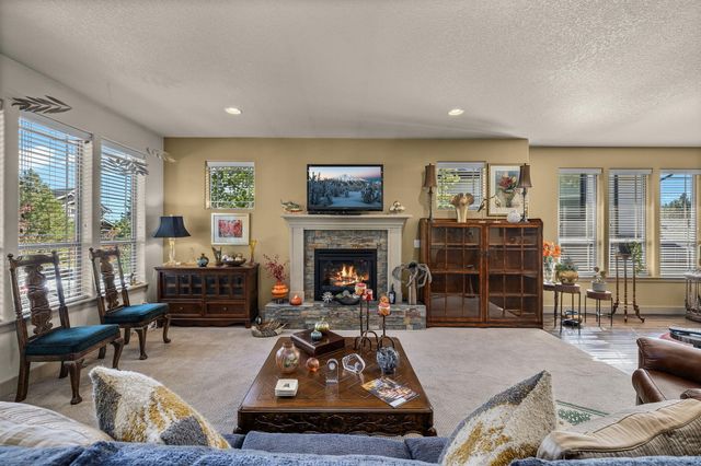 2417 NW Dorion Way, Bend, OR 97703