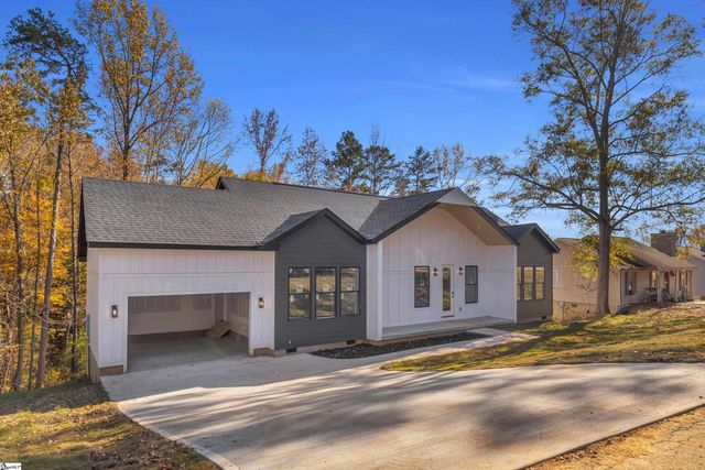 21 Shore Drive, Greenville, SC 29611