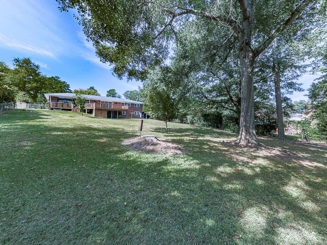 2104 Cason Drive, Marietta, GA 30066