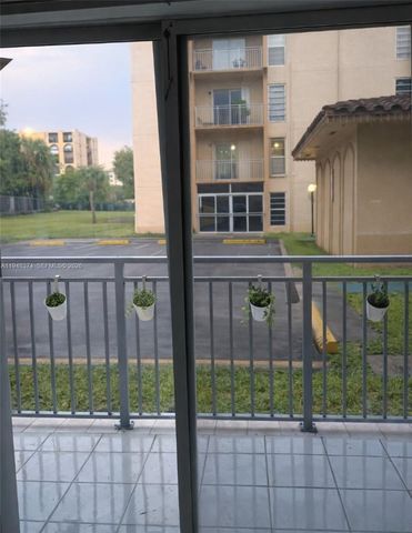 4845 NW 7th St 106-5, Miami, FL 33126