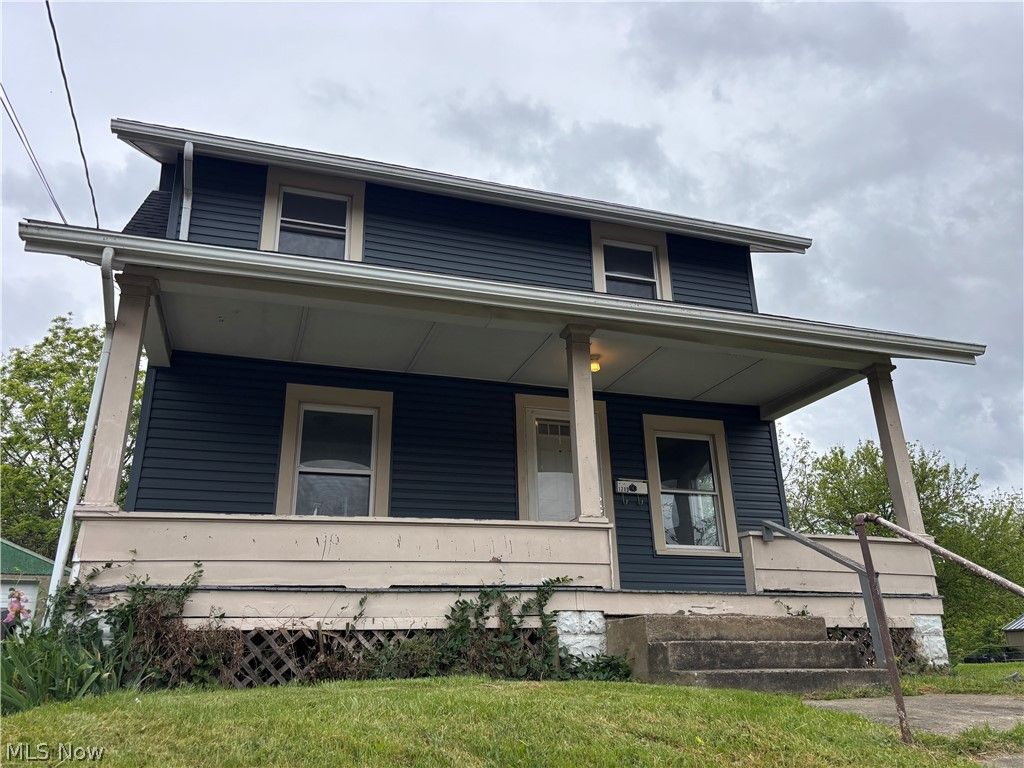 1713 Regal Avenue NE, Canton, OH 44705