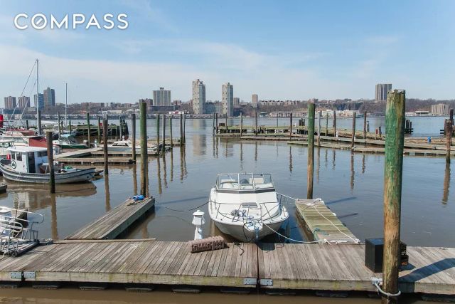 230 Riverside Dr Apt 17D, New York City, NY 10025