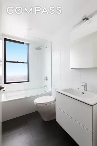 230 Riverside Dr Apt 17D, New York City, NY 10025