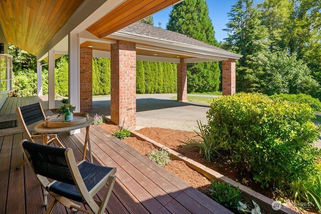 18122 NE 127th Street, Redmond, WA 98052