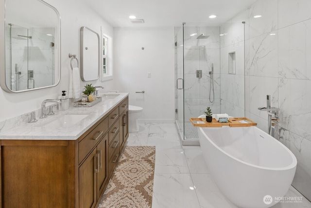 18122 NE 127th Street, Redmond, WA 98052