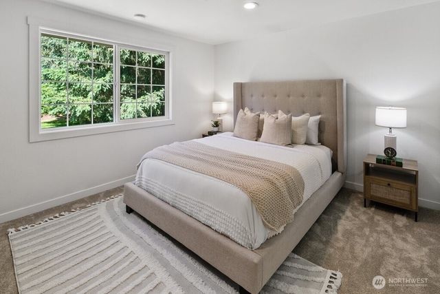 18122 NE 127th Street, Redmond, WA 98052