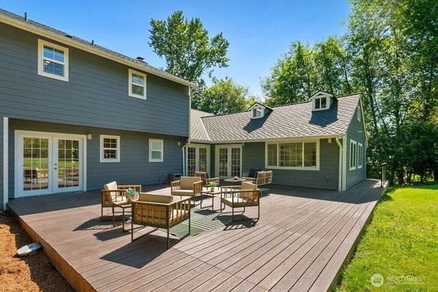 18122 NE 127th Street, Redmond, WA 98052