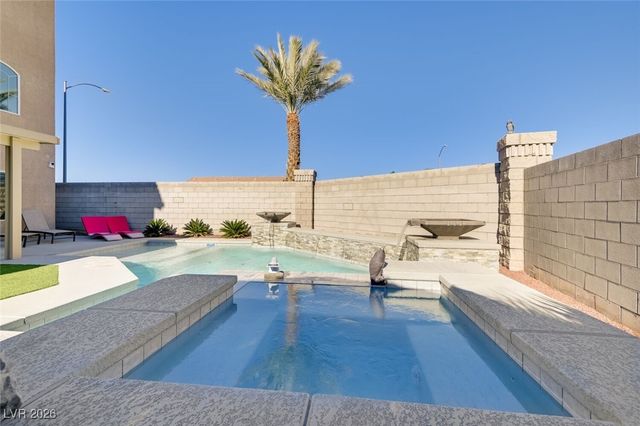 10704 Meridian Mills Road, Henderson, NV 89052