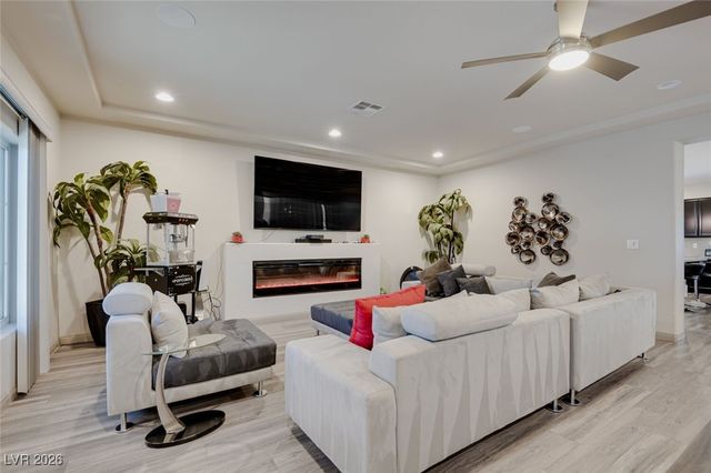 10704 Meridian Mills Road, Henderson, NV 89052