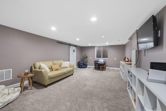 11185 Forest Lane Avenue, Pickerington, OH 43147