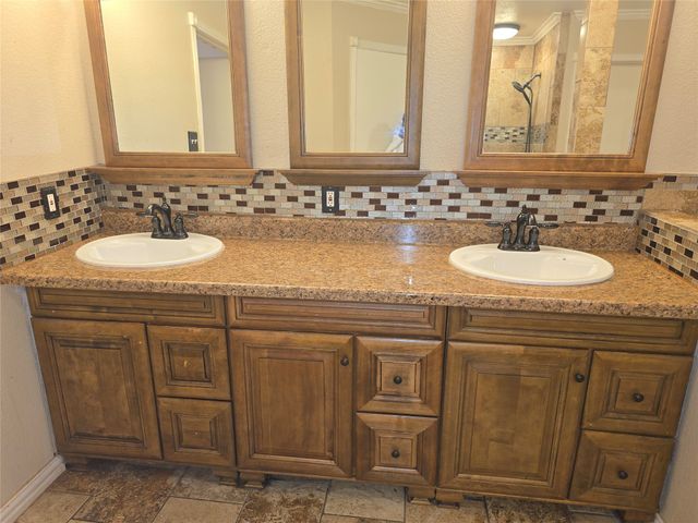 1088 Magnolia Lane, Cedar Hill, TX 75104