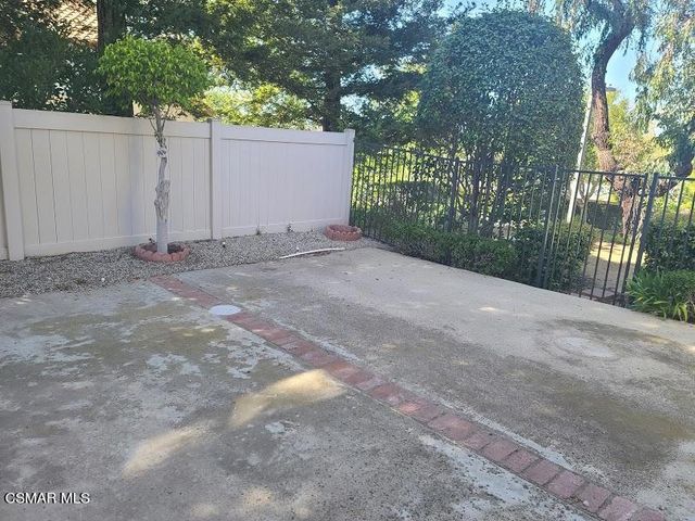 1029 Amberton Lane, Newbury Park, CA 91320