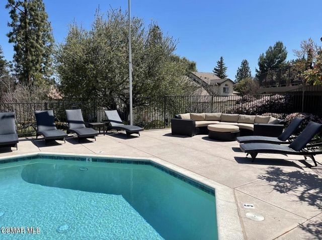 1029 Amberton Lane, Newbury Park, CA 91320