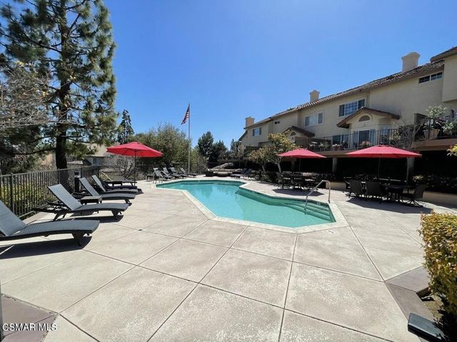 1029 Amberton Lane, Newbury Park, CA 91320