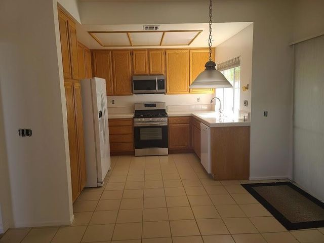1029 Amberton Lane, Newbury Park, CA 91320