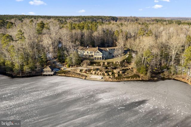 3535 MEADOW RD, Sandston, VA 23150