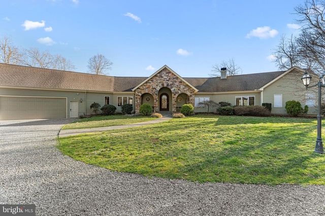 3535 MEADOW RD, Sandston, VA 23150